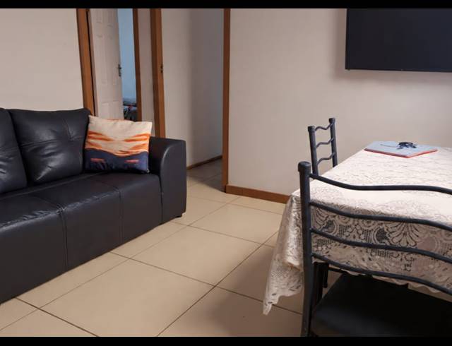 2 BEDROOM HOUSE FOR SALE IN SHALLCROSS